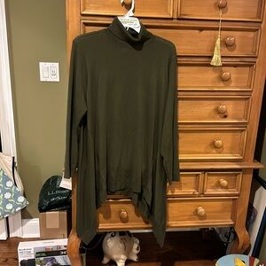 SIZE 3 Chico’s poncho style sweater